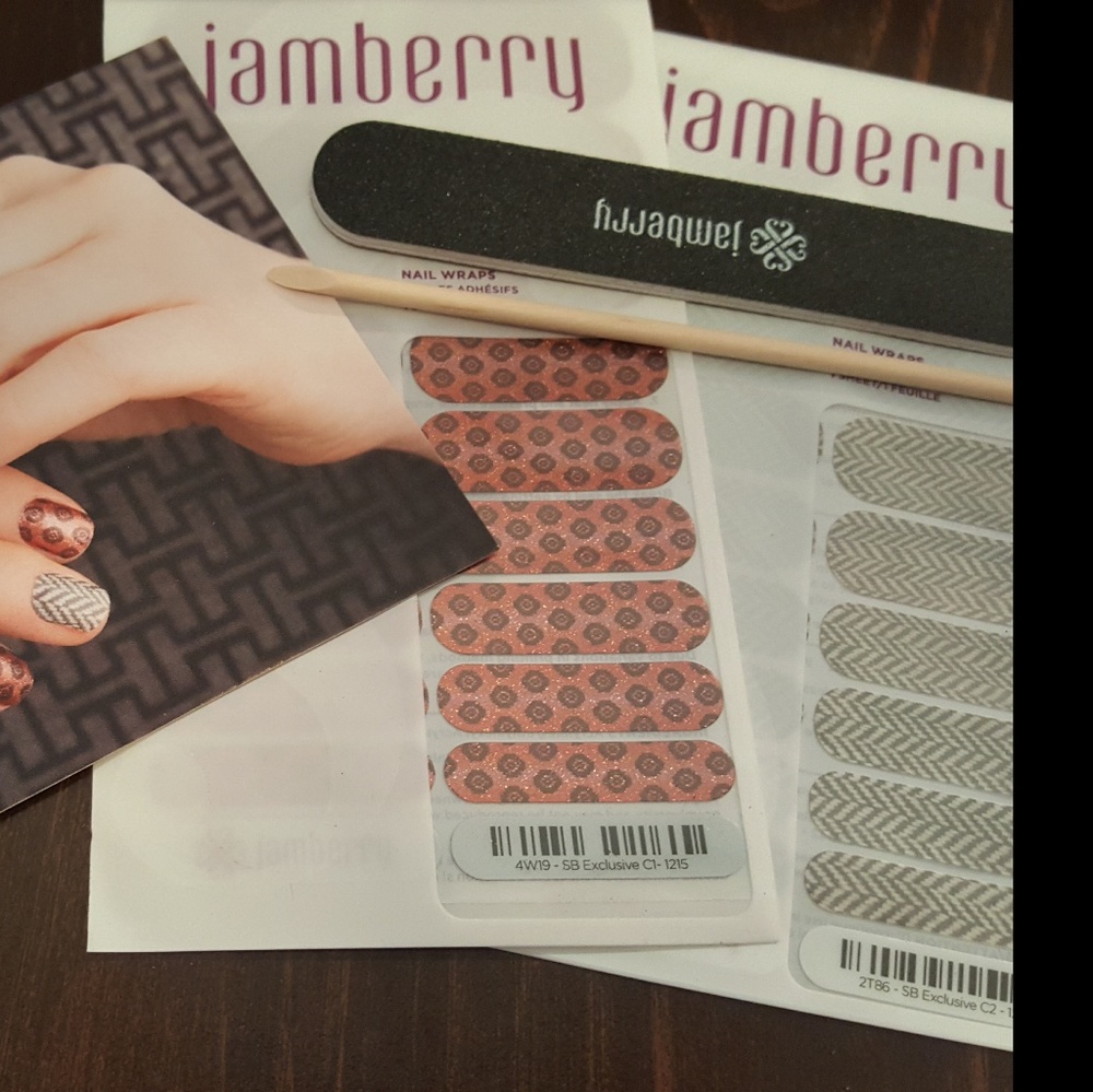 Jamberry Stylebox - December 2015
